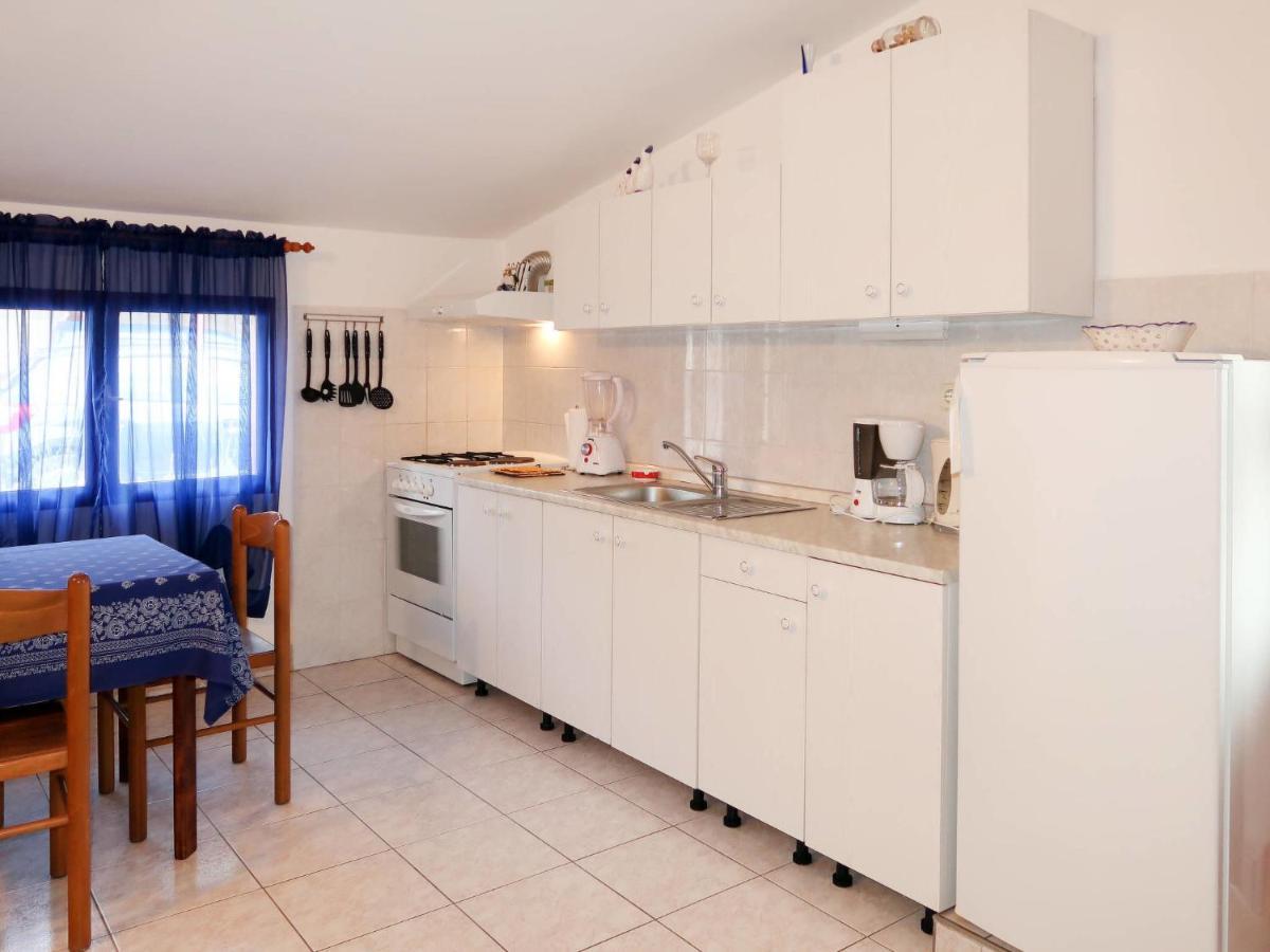 Apartment Haus Peric - Kor201 By Interhome Prigradica Extérieur photo